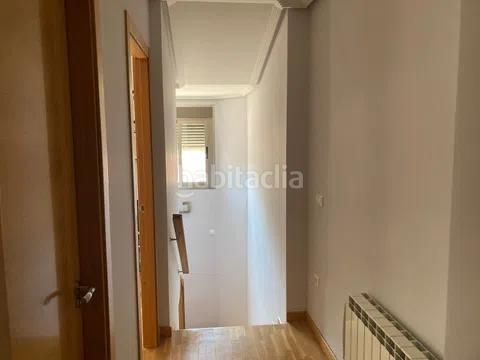 Foto b3051ee3-48df-4692-8650-03c634a23309. Dúplex a plaza trillo 12 a Larache Ciudad Real