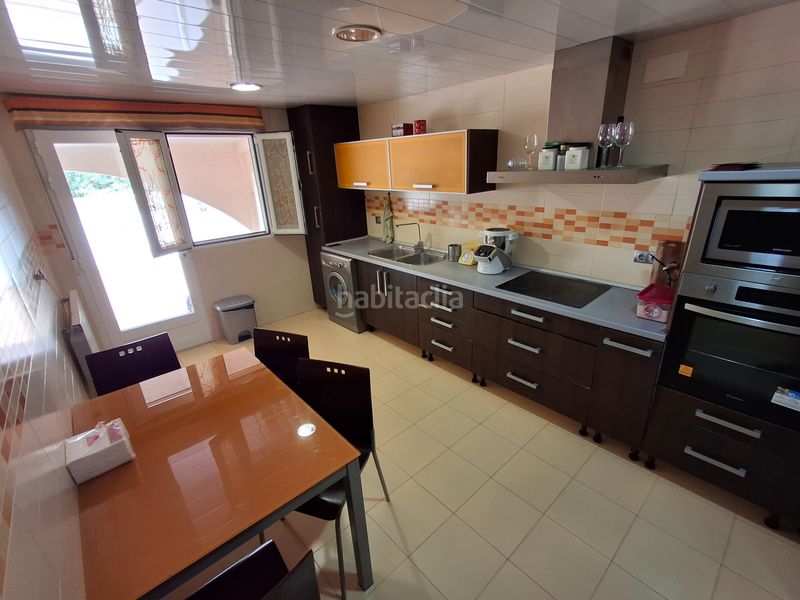 Foto 4403d158-d915-4174-9ec4-b5ae092846d7. Casa adossada amb calefacció aparcament a Larache Ciudad Real