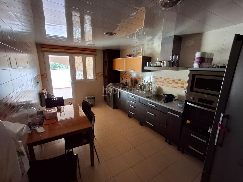 Foto 45fe4c5c-66b5-4d59-9b05-aec74cf9f71a. Casa adossada amb calefacció aparcament a Larache Ciudad Real