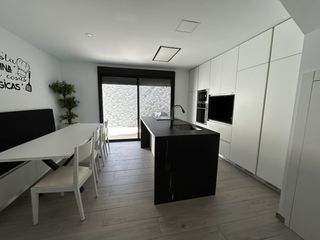 Casa adossada  Calle zorreras. Exlusivo chalet adosado con calidades de lujo