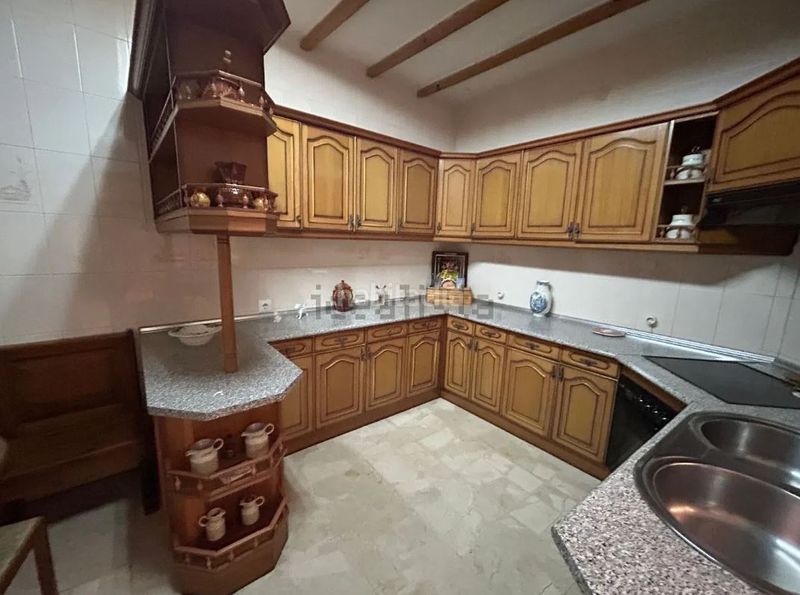 Foto 7248929f-b725-4cd1-ae36-88e62fef288a. Casa amb xemeneia calefacció aparcament a Torralba de Calatrava