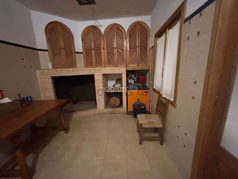 Foto da28506c-da74-4c45-8e9a-ff4c4b5efbc0. Casa amb xemeneia calefacció aparcament a Torralba de Calatrava