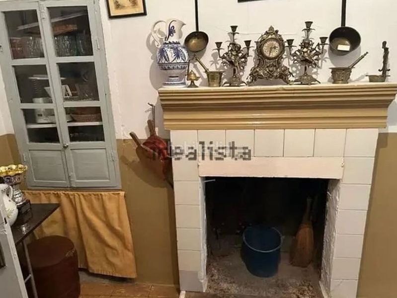 Foto 6ee78994-4ae8-48b0-985b-732df279460f. Casa amb xemeneia calefacció a Malagón