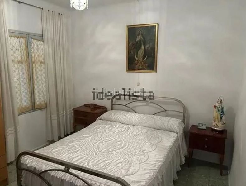 Foto ebd1d8d1-8863-4cae-bd59-be557fecec1c. Casa amb xemeneia calefacció a Malagón