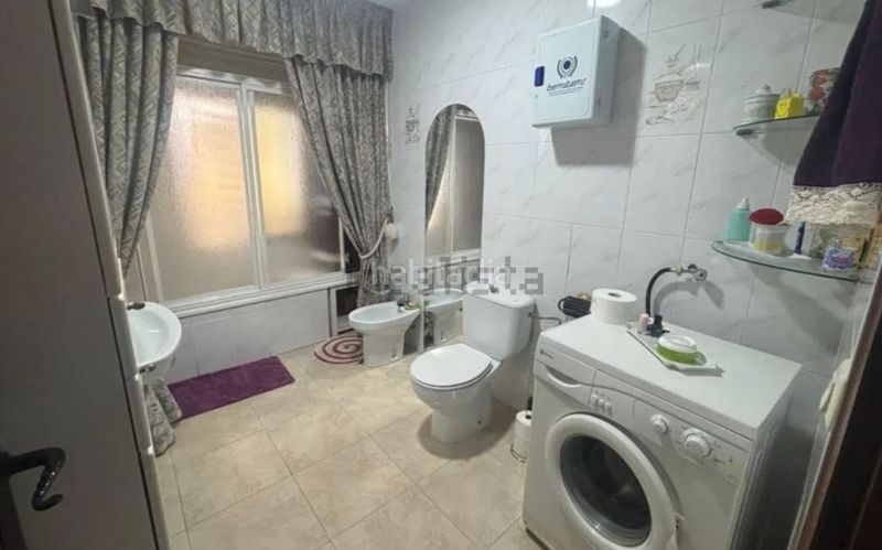 Foto dedd3e3d-a77b-4a1f-835e-cb93541801ce. Xalet amb xemeneia calefacció aparcament piscina a Malagón