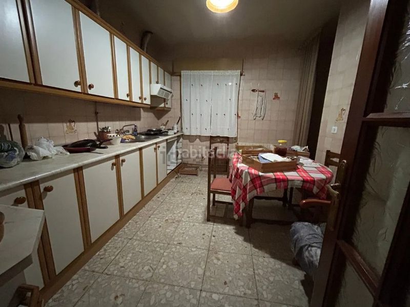 Foto 757059d7-1370-4974-9747-0f4f5d980909. Casa amb xemeneia aparcament a Malagón
