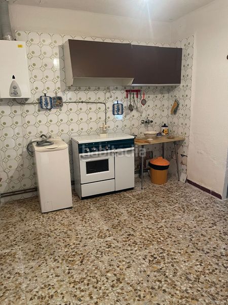 Foto 88ee63d8-bbf0-4157-81f3-7bfe999f4b80. Casa amb xemeneia aparcament a Malagón