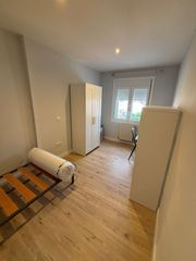 Location Studio  Calle altagracia. 3 habitaciones en alquiler en calle altagracia