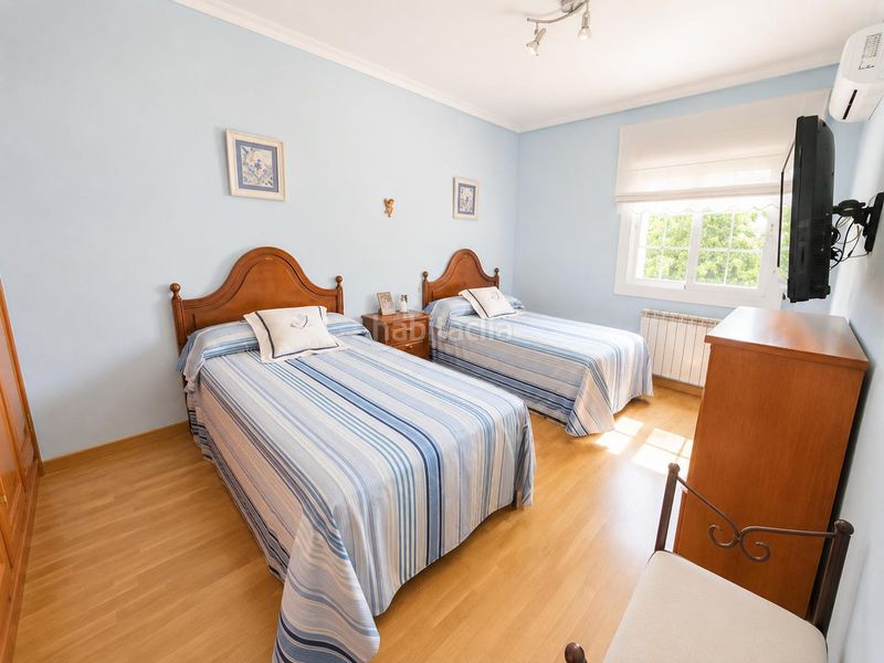 Foto ed4f2851-2417-4bdf-9b37-2ab7e8cb798f. Casa adossada amb calefacció aparcament piscina a Ciudad Real