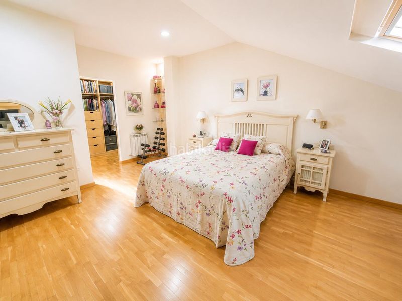 Foto f8442f74-e788-45c3-8578-0ebd62a48923. Casa adossada amb calefacció aparcament piscina a Ciudad Real
