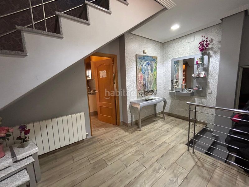 Foto fc3810d8-89f5-42a0-825f-4522f2f7af56. Casa adossada amb xemeneia calefacció aparcament a Poblete