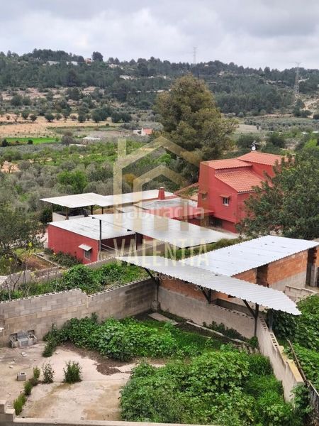 Foto ef85d808-9491-48b4-84de-e1d07794dfc4. Casa amb calefacció aparcament piscina a Buñol