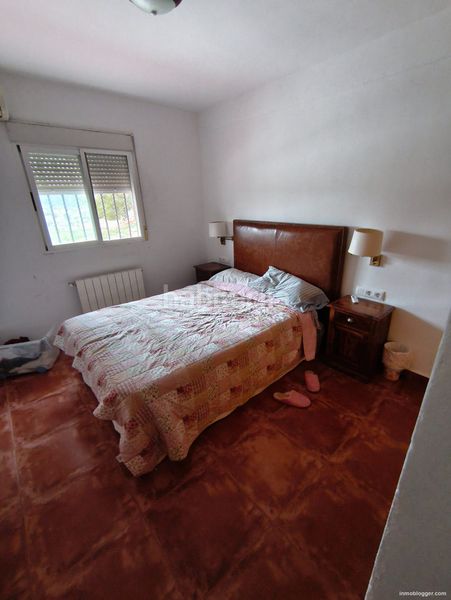 Foto 99fe4b5e-988b-4de0-bb33-2a4a771520b4. Casa a Buñol