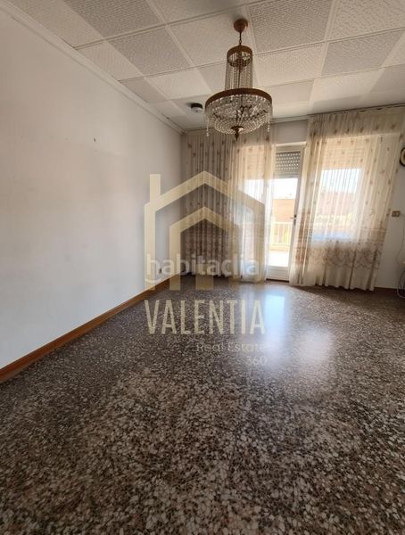 Foto 23582dd6-8e5c-4a28-98d3-4c71a8ba741b. Casa  en venta en Llombai