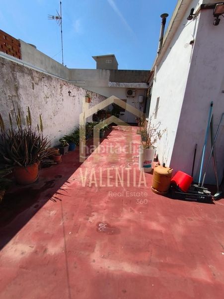 Foto dc97a2cf-0ba9-4c2b-9913-e5af7897c17b. Casa  en venta en Llombai