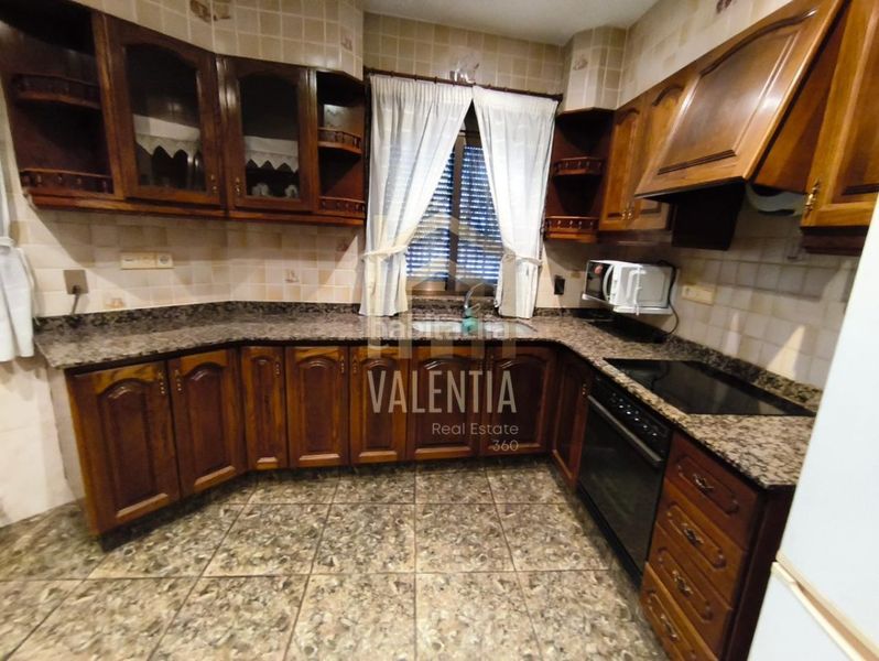 Foto d5b02f60-18b8-438d-8b5a-d17e23a93941. Casa a Alginet