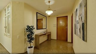 Flat  Junto a la calle colón. Venta piso valencia centro 3 dormitorios ampliables a 5