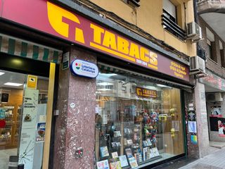 Lloguer Local Comercial a Centre. Estanco en la costa barcelona-tarragona.