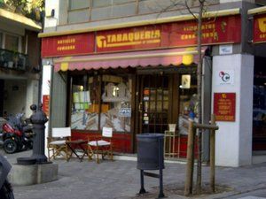 Miete Geschäftsraum in Malgrat de Mar. Estanco en zona turística de población del maresme.