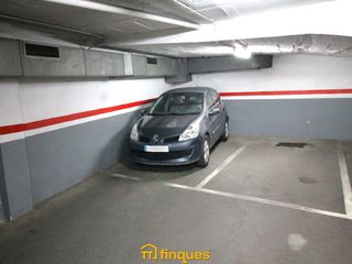 Aparcament cotxe a Centre. Parking  mollet del valles centro