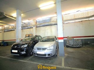 Aparcament cotxe a Riera Seca