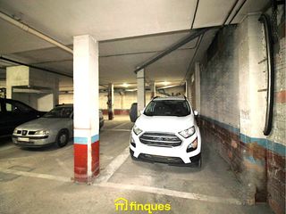 Aparcament cotxe a Can Pantiquet. Parking  mollet del valles can pantiquet