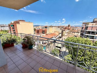 Appartement  Carrer de berenguer iii. Vive en el centro y disfruta de estas vistas desde tu casa