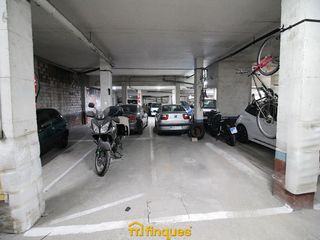 Aparcament cotxe  Carrer de can mollet. Parking  mollet del valles can pantiquet