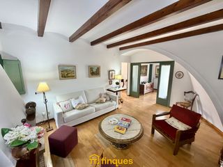 Casa a Sant Fost de Campsentelles. Exclusiva casa se�orial con historia, jard�n y posibilidad de un