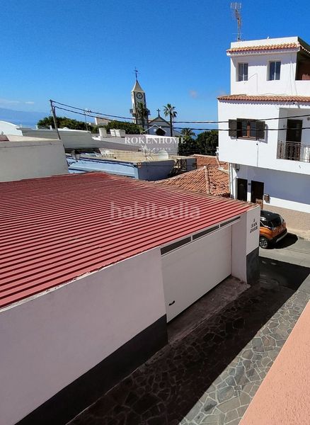 Foto b0f76e2a-2506-4559-a071-5c9ec109dfe0. Casa amb aparcament a Chío Guía de Isora