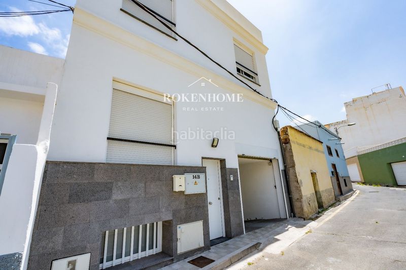 Foto 098162cb-d015-4f88-981a-bbedf4008990. Casa adossada amb aparcament a Centro Güímar