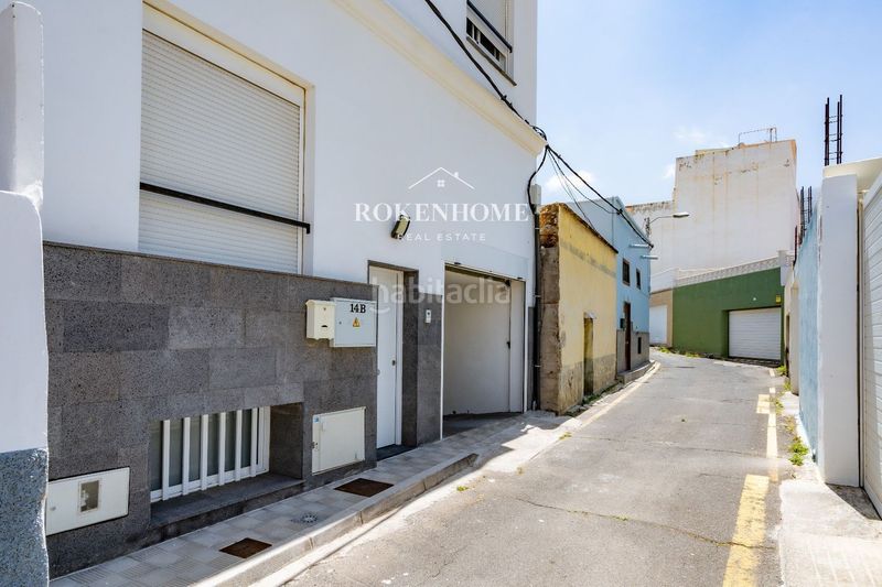 Foto f854218f-f122-48e1-b3d4-fe9e0d7b74dd. Casa adossada amb aparcament a Centro Güímar