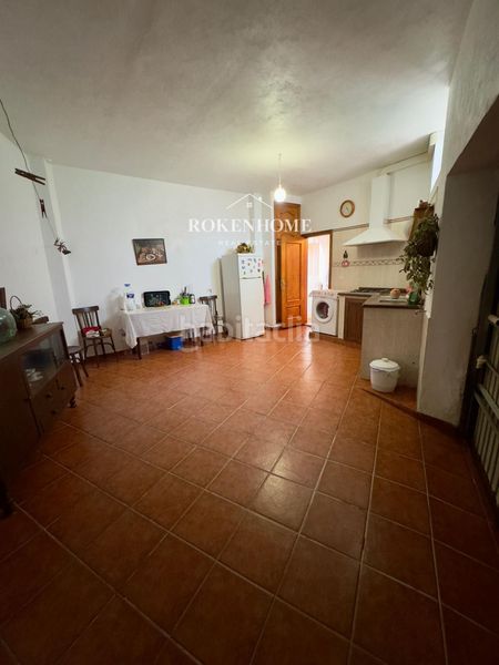 Foto d49358a4-1f6f-4392-8e52-bf683090d495. Casa amb aparcament a Chío Guía de Isora
