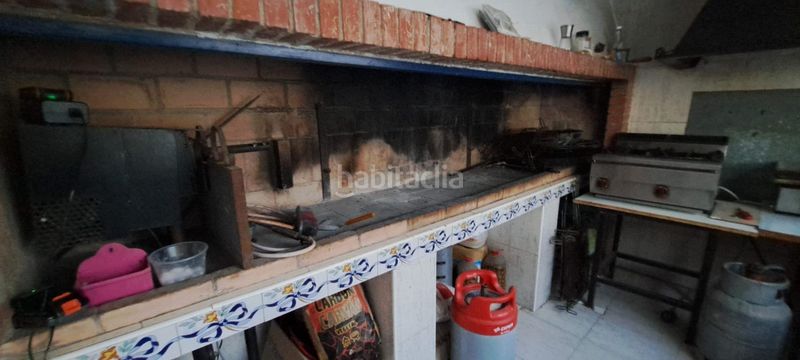 Foto 2372ef9e-f04f-47fc-a07e-33dd6d3e4615. Xalet amb aparcament piscina a Busot