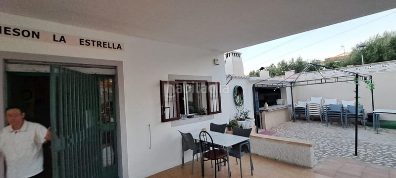 Foto c9dff013-734a-4a25-8e18-bd1a0cb0c544. Xalet amb aparcament piscina a Busot