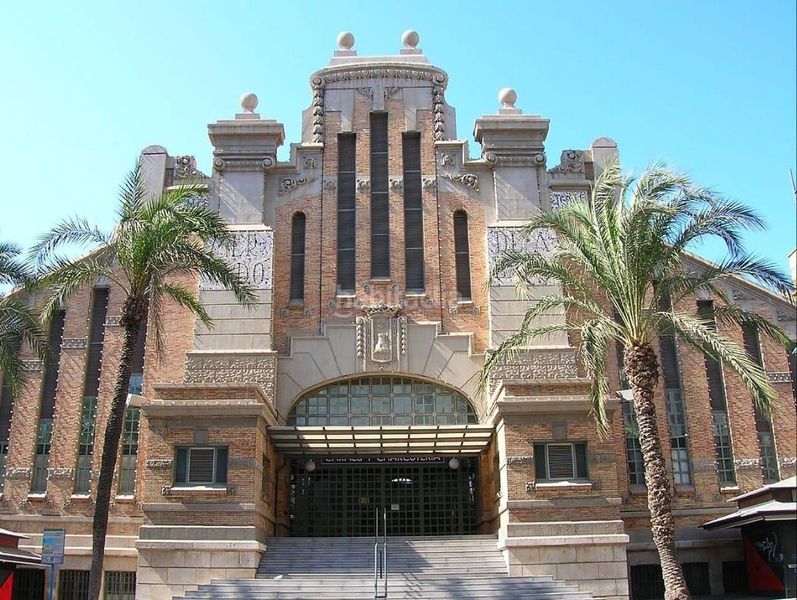 Foto f1a1ee07-8577-4e86-8578-614c7bf95c35. Casa a Mercado Alicante