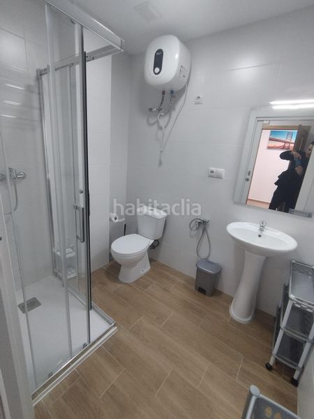 Foto f6191fe9-cfca-43d0-ab16-91e416d9ba24. Edificio in Campoamor Alicante