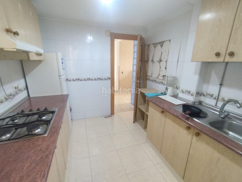 Foto 4e046000-4fee-4fd5-9003-0ed8ff0d3b39. Pis amb aparcament a Juan XXIII Alicante