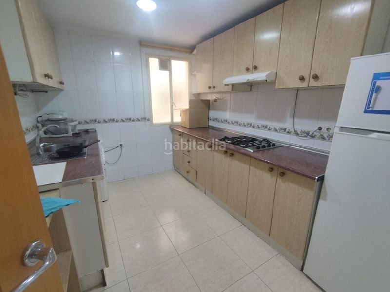 Foto dd350290-a5a5-4844-895f-fafe335fb4ea. Pis amb aparcament a Juan XXIII Alicante