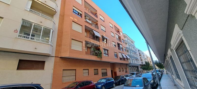 Foto 9c43bb2e-05a9-42aa-8acc-4b9b1878f69d. Aparcament cotxe a Campello Playa Campello (el)