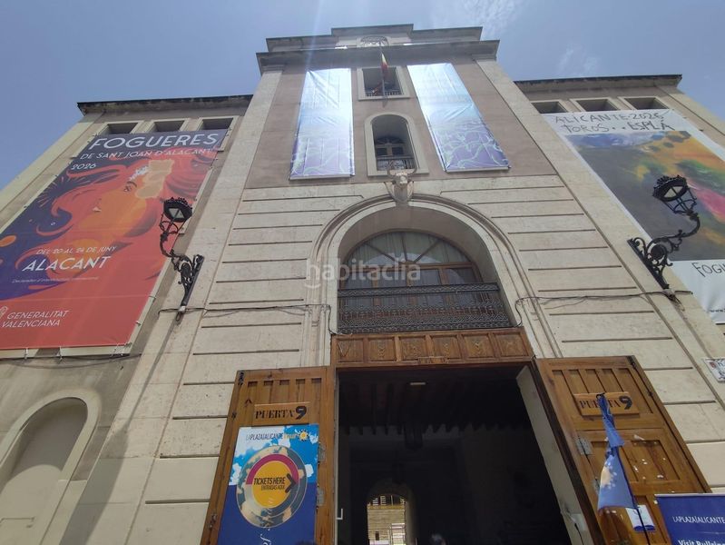 Foto ed069348-0065-43a9-abc9-63d07a702e2b. Edificio in Carolinas Bajas Alicante