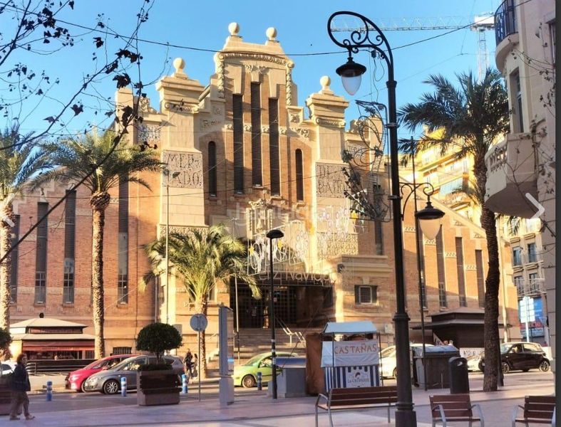 Foto 54f3d55c-53ce-48de-a0f7-c239f3a62b9d. Edifici a Carolinas Bajas Alicante