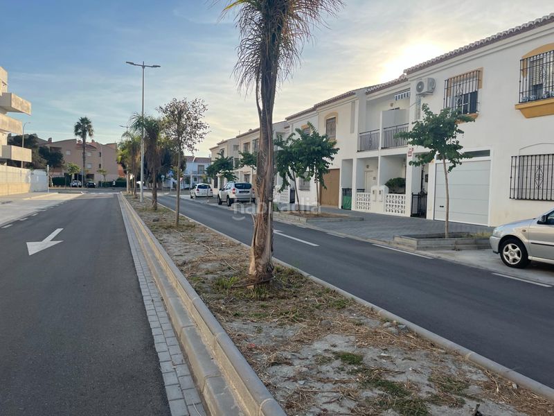Foto ec66e948-6f69-4f18-a90a-43aac9fd91ac. Casa adossada a Salobreña costa Salobreña