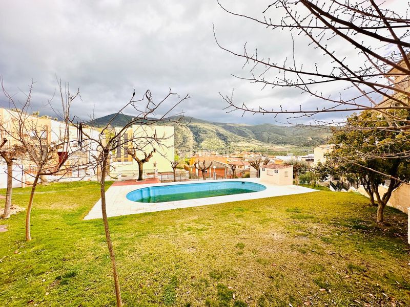 Foto f3689476-cb1d-411d-8265-133c519883af. Pis amb aparcament piscina a Cenes de la Vega