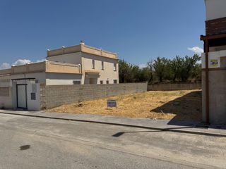 Terrain résidentiel à Gójar. Terreno urbano en ogíjares cerca del centro de salud