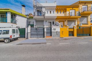 Casa a schiera  Calle maestro moya. Elegancia, comodidad y ubicación inmejorable