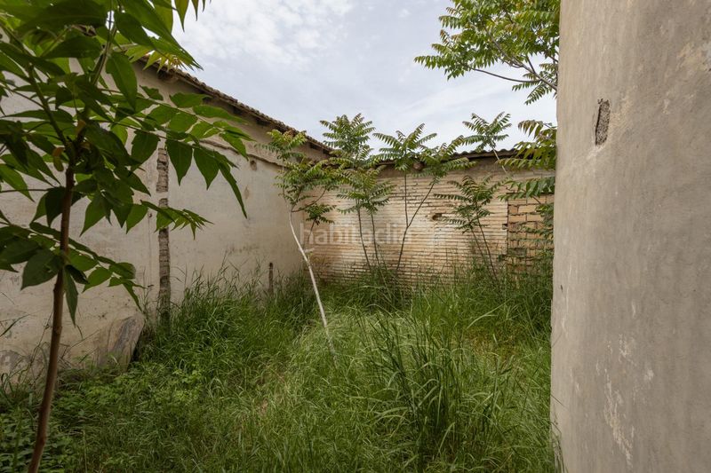 Foto 769745d0-6d1b-4e65-8020-1ed2d6ceffeb. Casa a Rosaleda - Juventud Granada