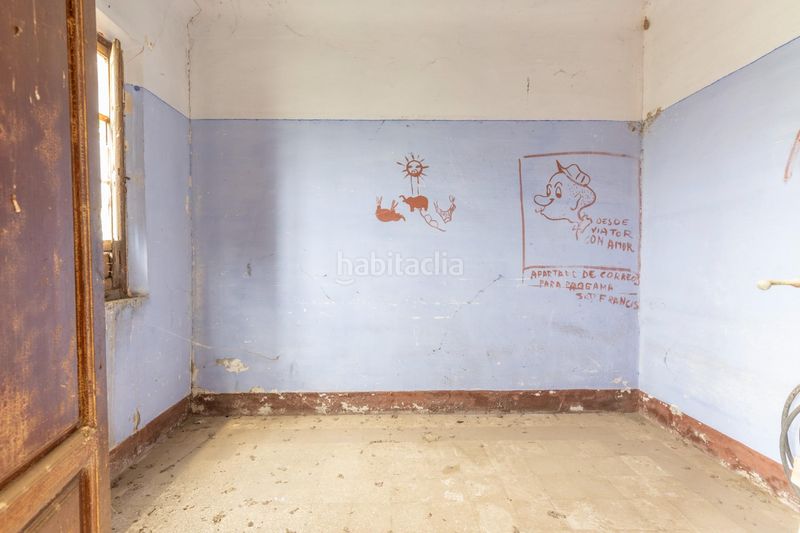Foto ea8a1a23-1f38-4b09-b395-69d3283949f1. Casa a Rosaleda - Juventud Granada