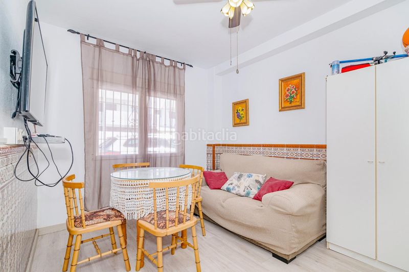 Foto a570d9d2-98d0-456b-a3ab-b03c216c0f16. Casa adossada a Salobreña costa Salobreña