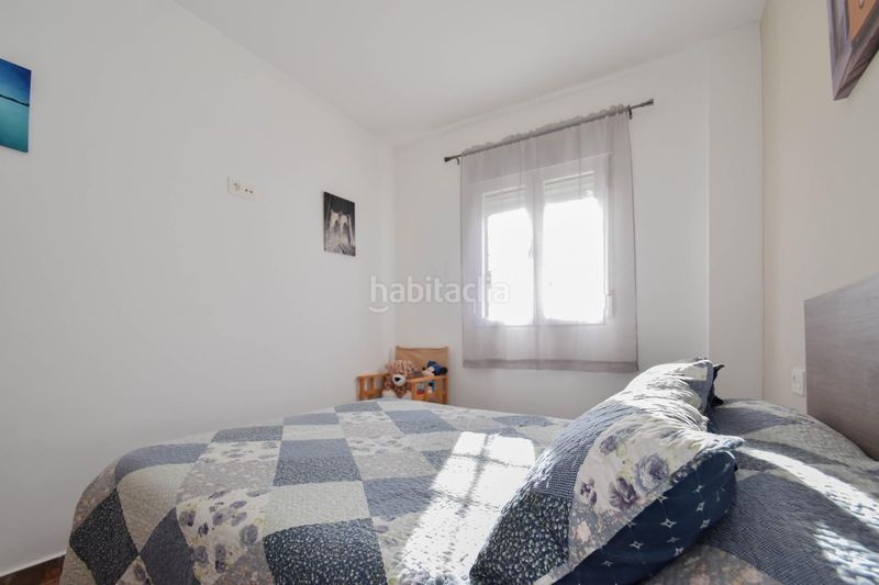 Foto 3c9d2f63-4339-4f8b-8a81-3ec49915ef7a. Casa amb aparcament a Atarfe